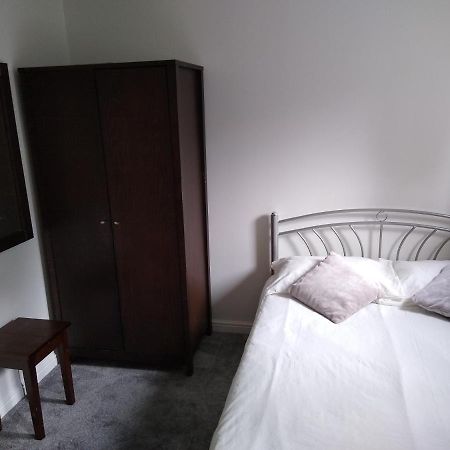 Stylish Private Double Room W/Ensuite Лондон Экстерьер фото
